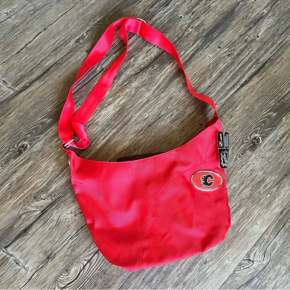 Calgary Flames NHL purse/tote bag